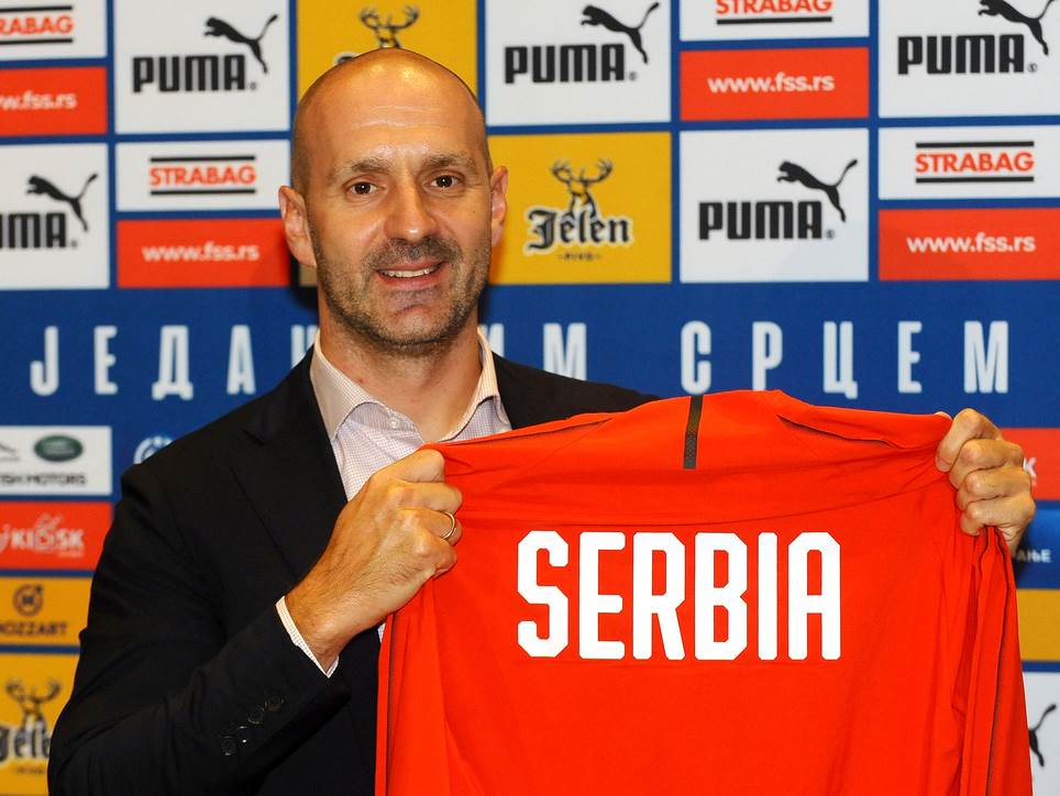 Smenjen Ilija Stolica, mladu reprezentaciju vodi Zvonko Živković